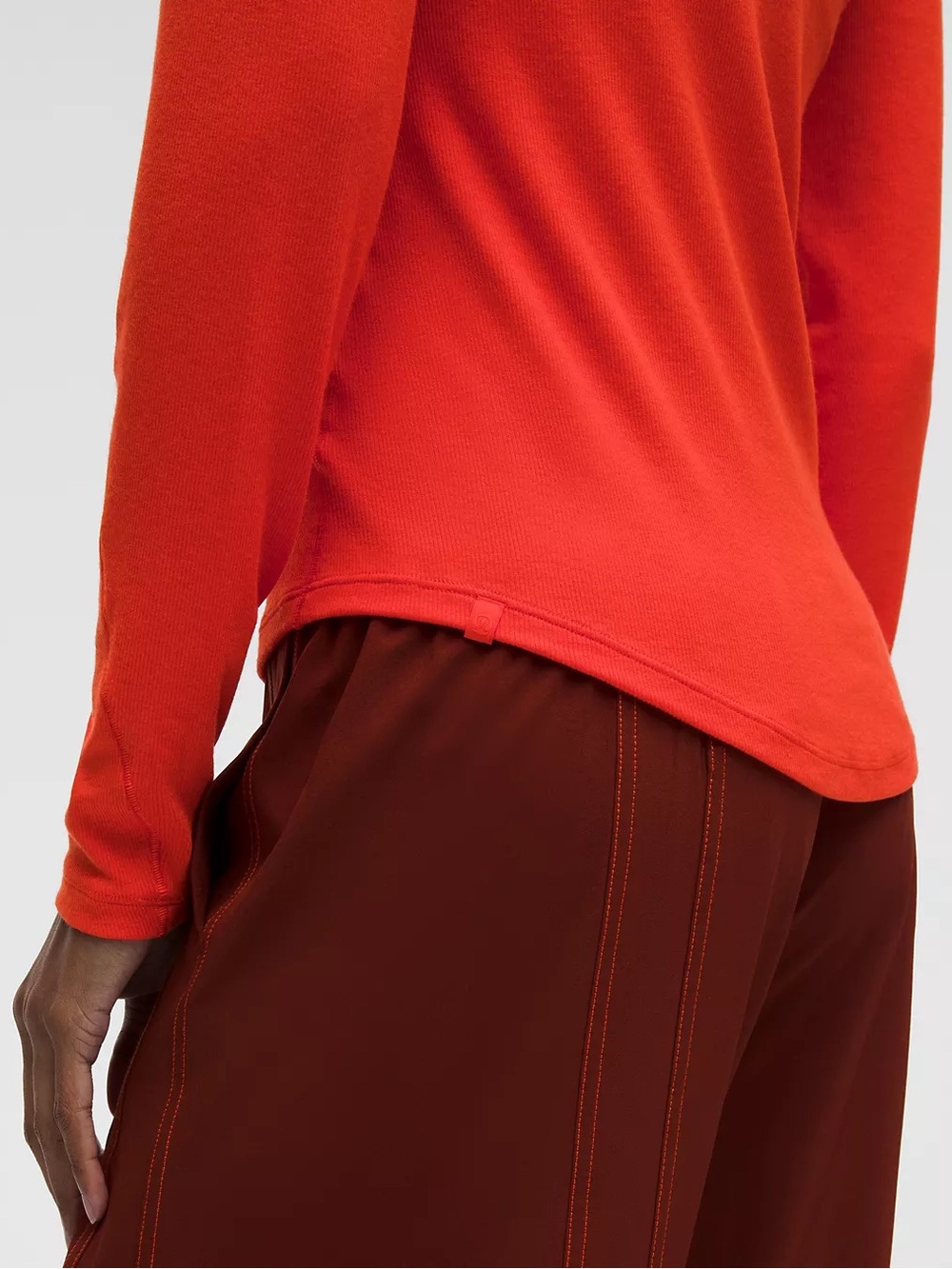 Lululemon Hold Tight Long Sleeve Cherry Ember Size 6 NWT - Picture 5 of 10
